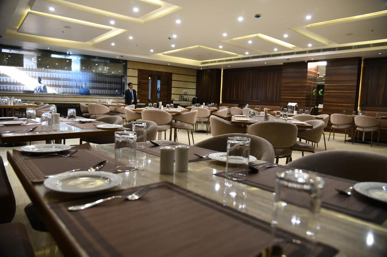 Hotel Avalon Inn 阿姆比卡普尔 外观 照片